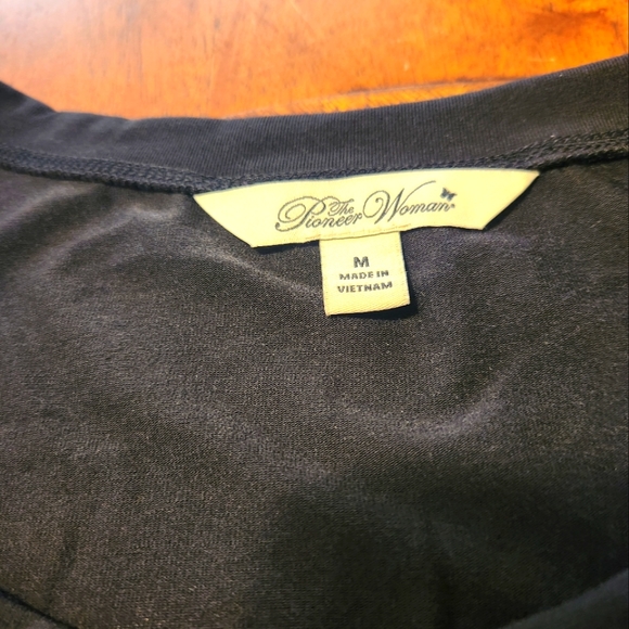 Pioneer Woman Scoop Neck Flare Sleeve Top - Picture 5 of 7